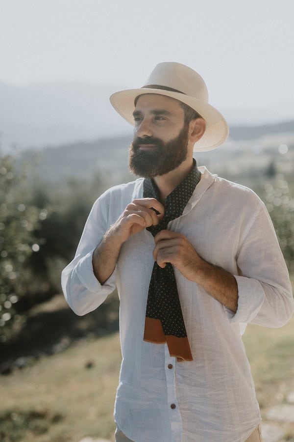 romantic-civil-wedding-heartfelt-moments_05