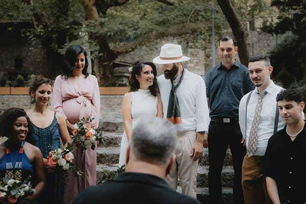 romantic-civil-wedding-heartfelt-moments_11