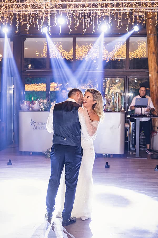 romantic-fall-wedding-thessaloniki-cute-moments_19