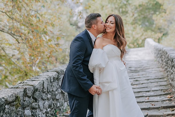 romantic-summer-wedding-all-white-florals_08