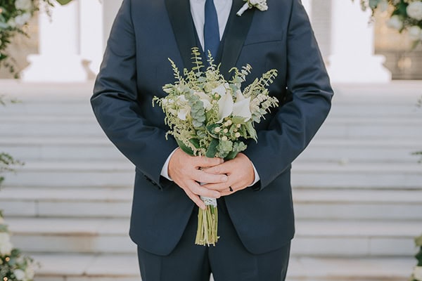 romantic-summer-wedding-all-white-florals_15
