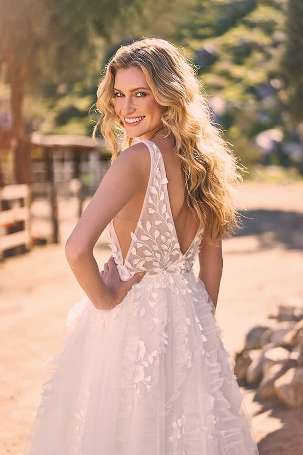 romantic-wedding-dresses-lilian-west-beautiful-bridal-look_07