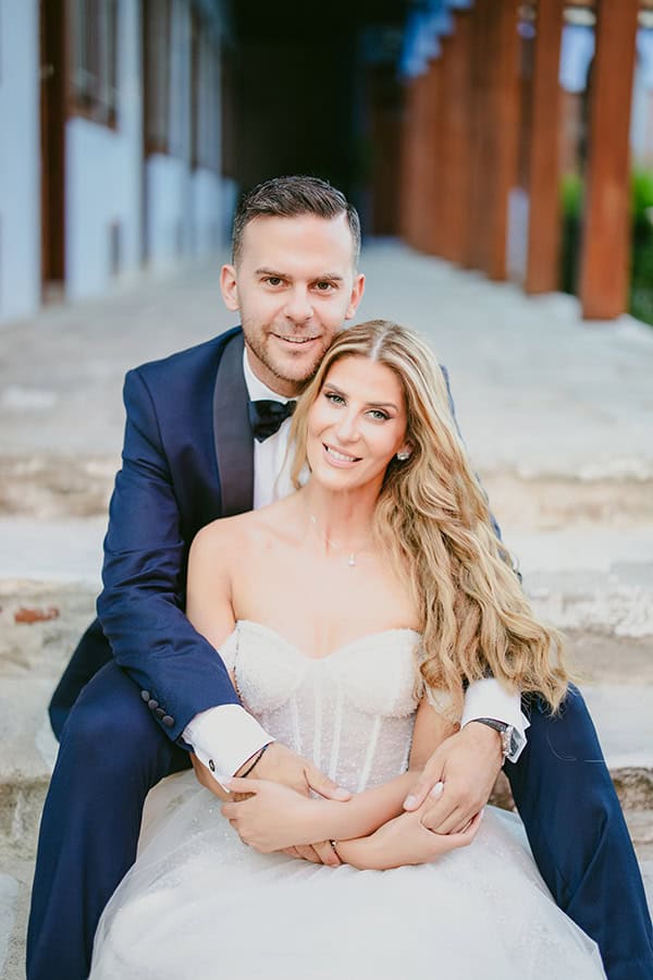 romantic-wedding-xanthi-white-dusty-pink-hues_01