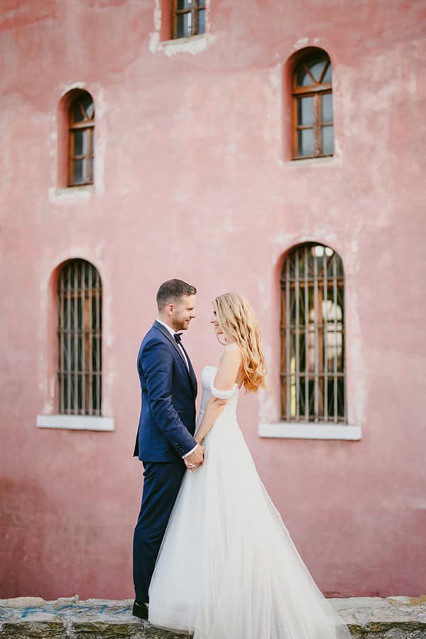 romantic-wedding-xanthi-white-dusty-pink-hues_01x