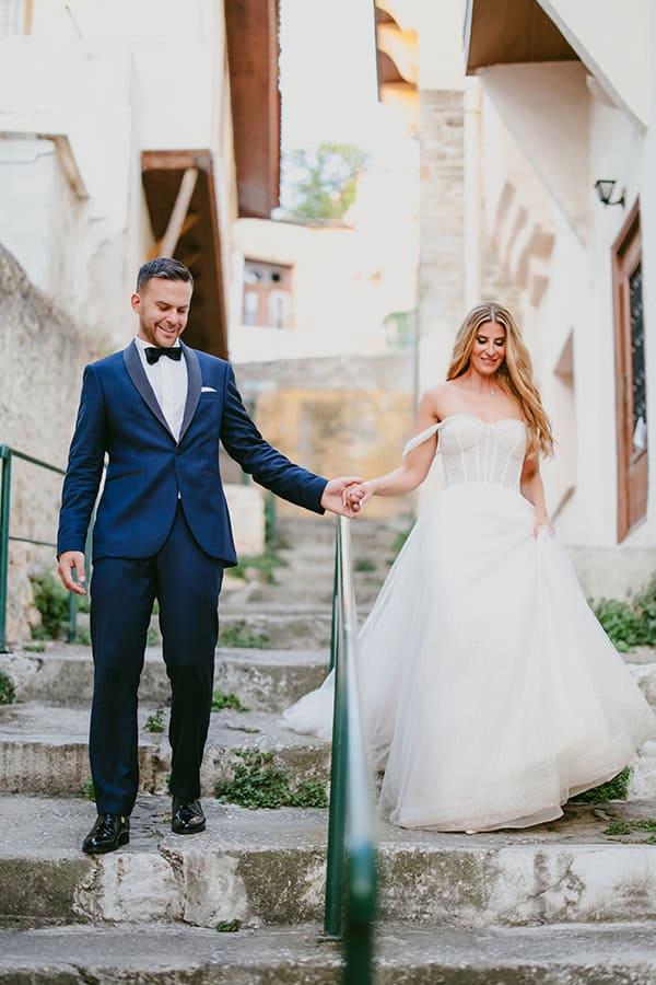 romantic-wedding-xanthi-white-dusty-pink-hues_02