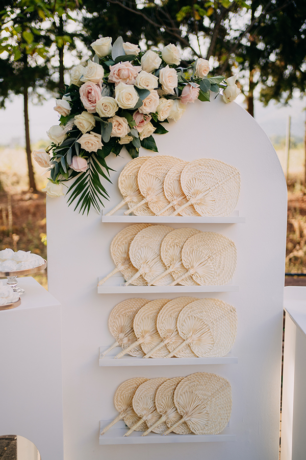 romantic-wedding-xanthi-white-dusty-pink-hues_10