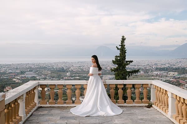 romantic-winter-wedding-patras-lush-flowers_05