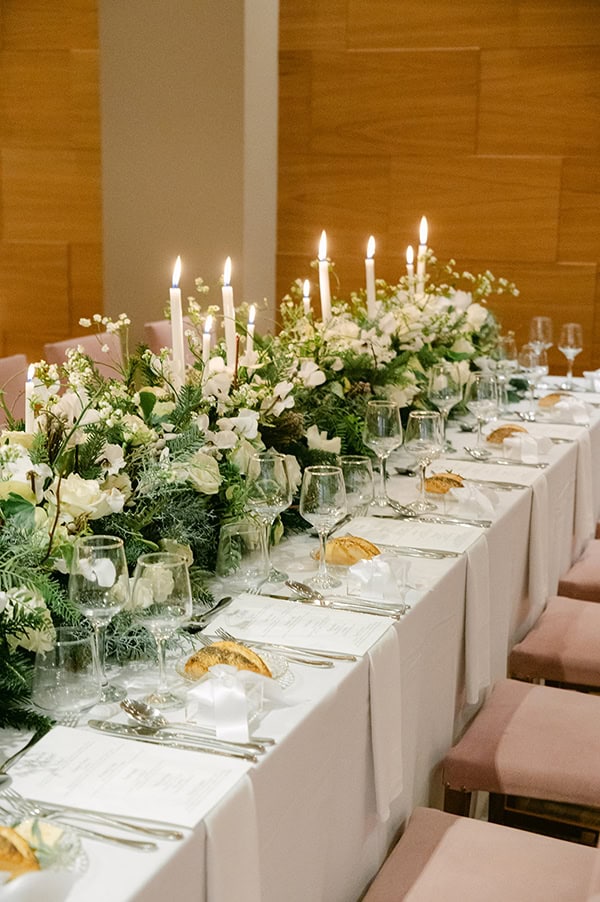 romantic-winter-wedding-patras-lush-flowers_29