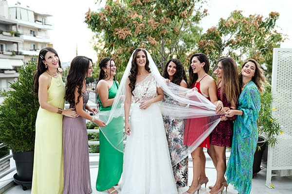 summer-wedding-athens-orange-roses_08