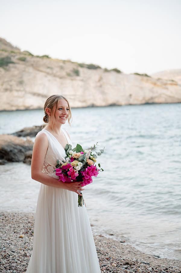 summer-wedding-island-art-taste-fuchsia-bougainvillea_04