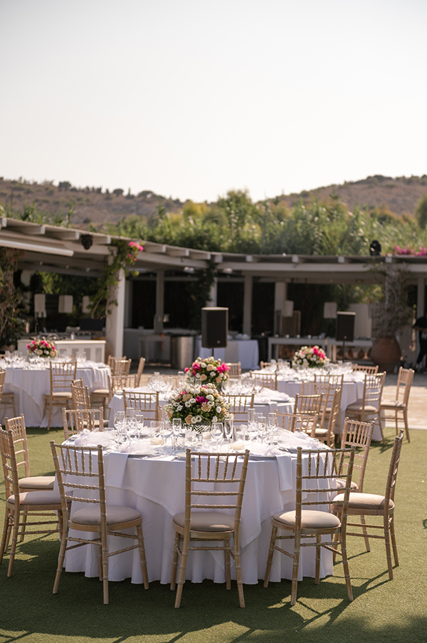 summer-wedding-island-art-taste-fuchsia-bougainvillea_20
