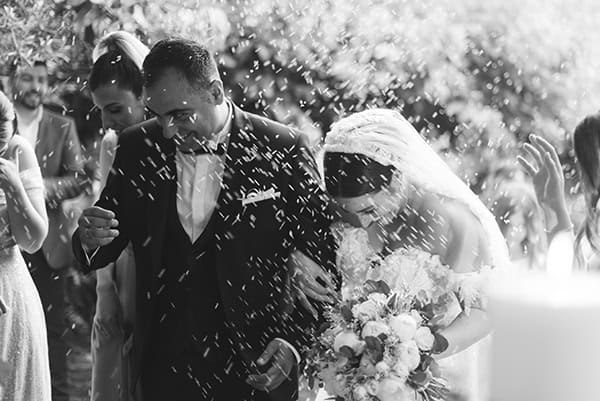 summer-wedding-ktima-ippostasio-white-flowers_13x