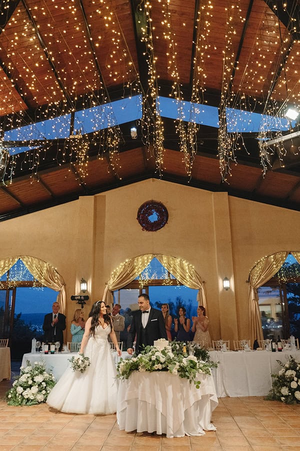 summer-wedding-ktima-ippostasio-white-flowers_16x