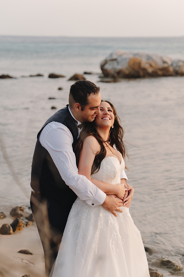 summer-wedding-ktima-ippostasio-white-flowers_20