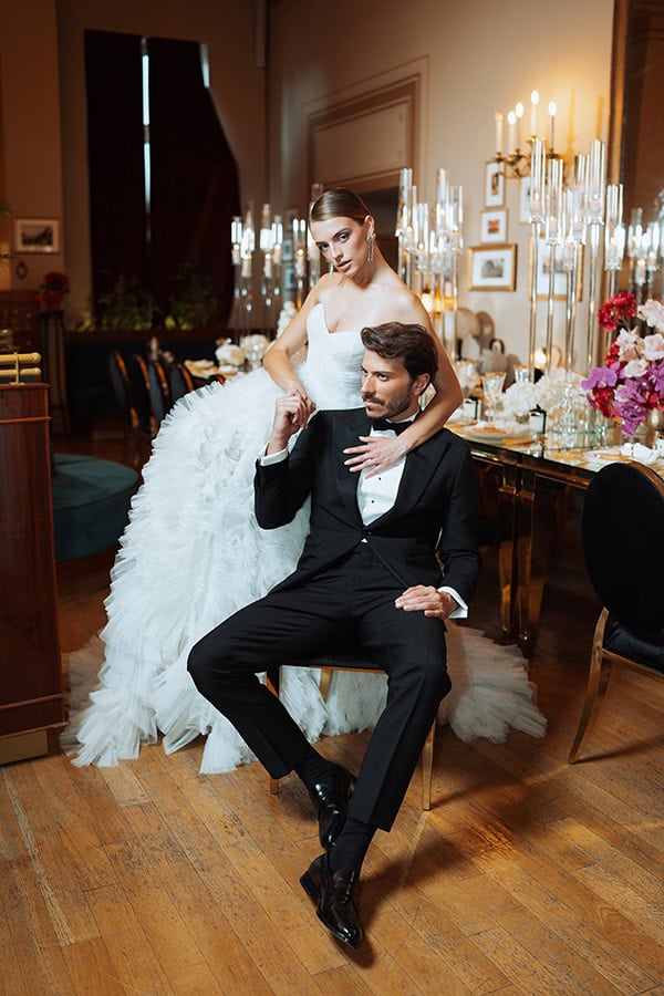 ultra-stylish-wedding-editorial-colorful-flowers_01