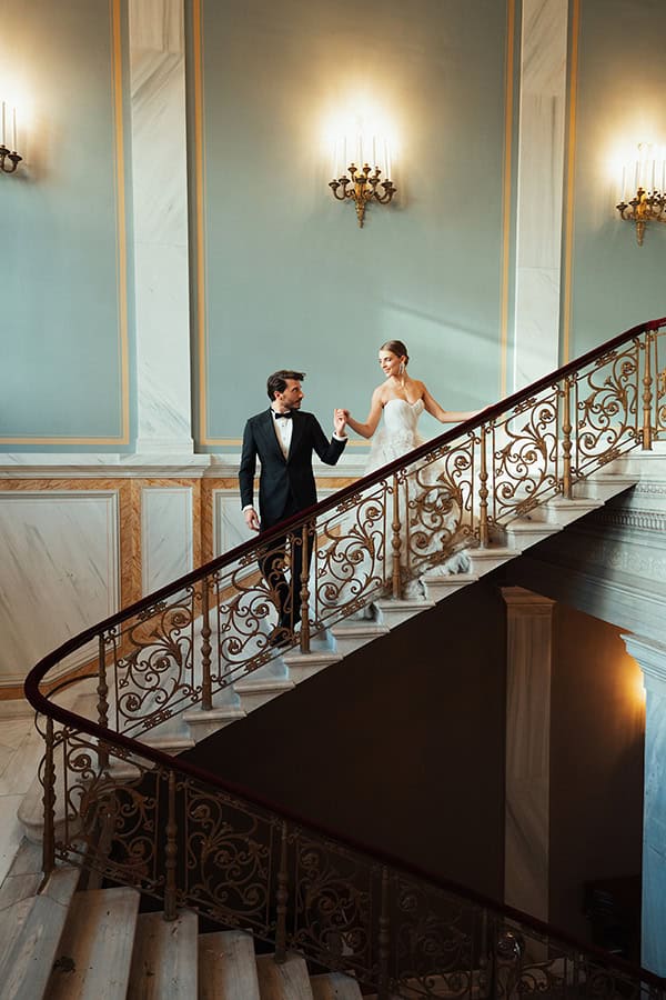 ultra-stylish-wedding-editorial-colorful-flowers_22x