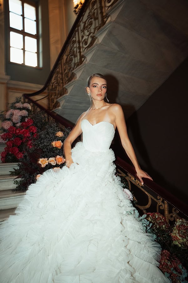 ultra-stylish-wedding-editorial-colorful-flowers_23