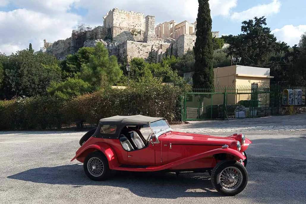 Vintage αυτοκίνητο γάμου από Magic Vintage Cars για μια αξέχαστη είσοδο στον γάμο σας