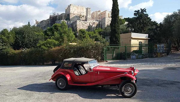 vintage-car-magic-vintage-cars-unforgettable-entrance_01