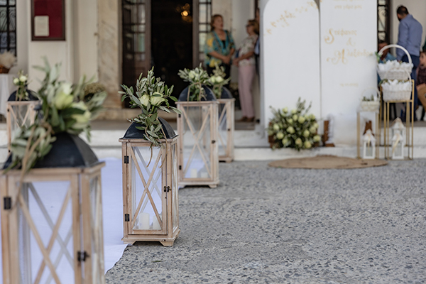 beautiful-wedding-naxos-olive-leaves-white-roses_05