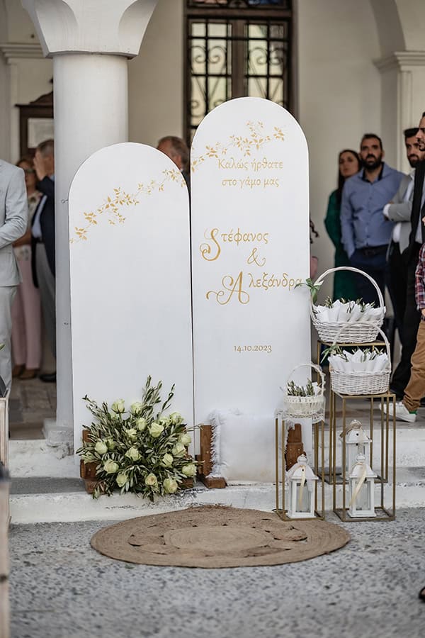 beautiful-wedding-naxos-olive-leaves-white-roses_08