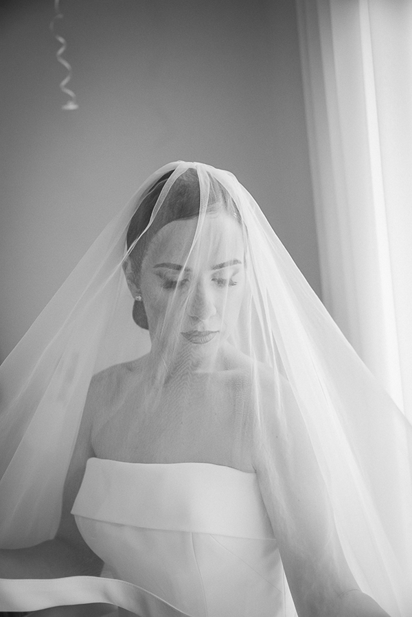 chic-summer-wedding-white-flowers_13