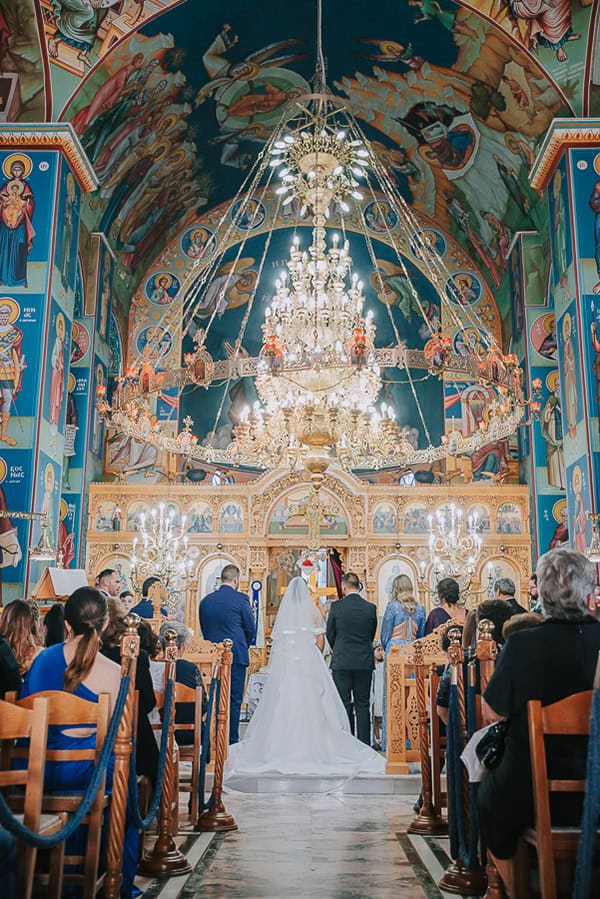 chic-summer-wedding-white-flowers_23