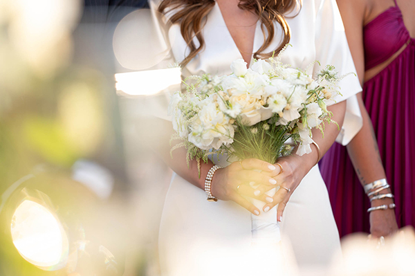 chic-wedding-athens-all-white-florals_27