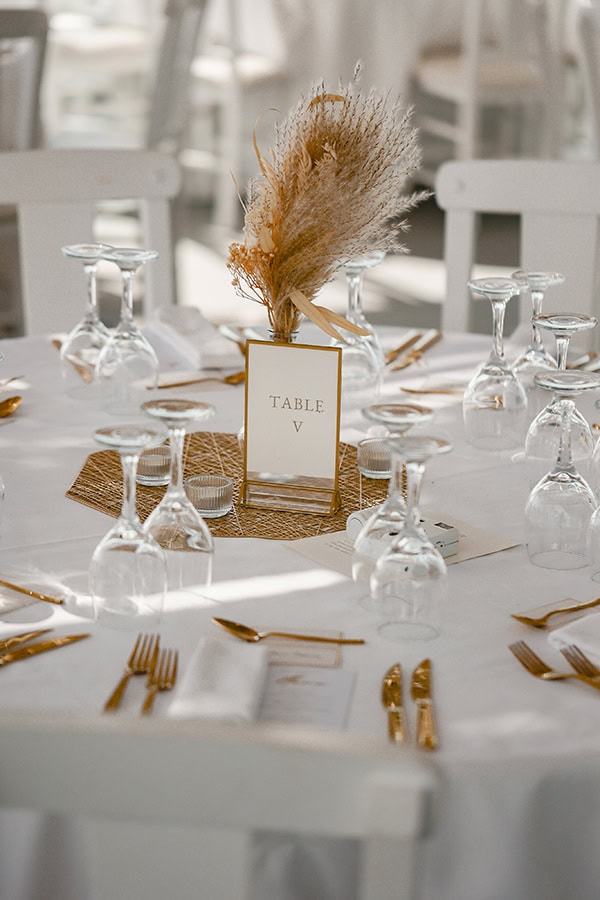 gorgeous-wedding-santorini-white-roses-hydrangeas_20