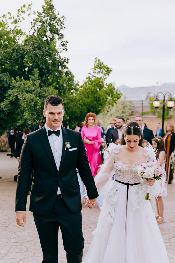 pretty-spring-wedding-athens-beautiful-flowers_21