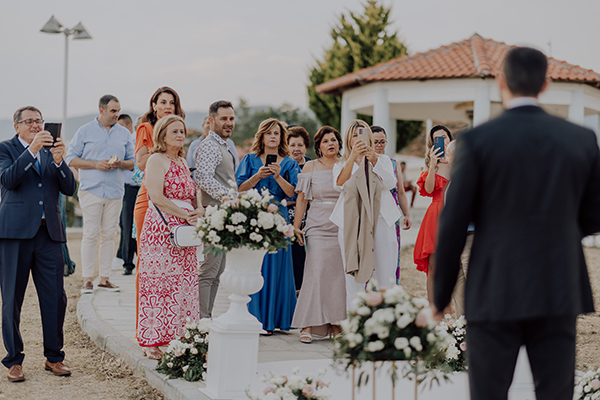 romantic-summer-wedding-white-flowers-kavala_12