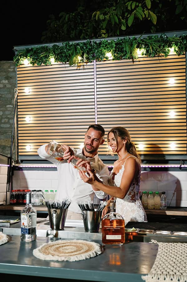 romantic-wedding-all-white-flowers-chic-details_35