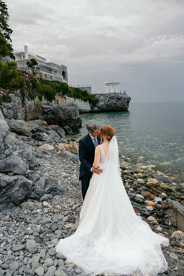 romantic-wedding-platamonas-lovely-details_31