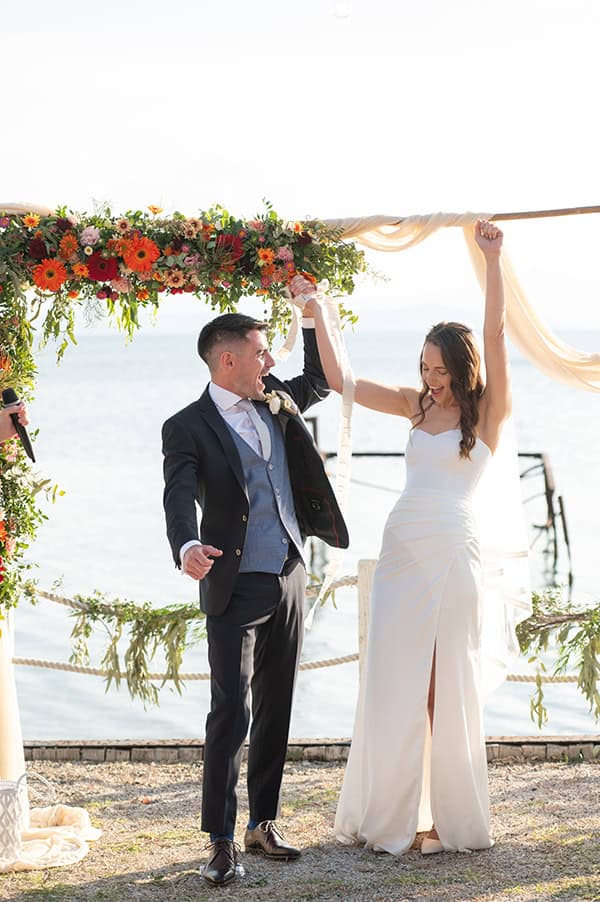 spring-wedding-colorful-flowers-evia_17