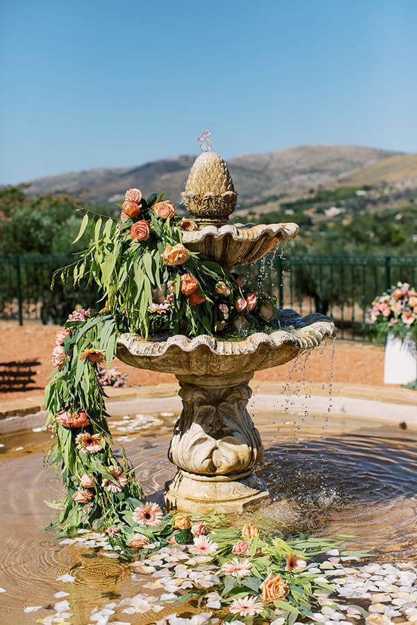 stunning-wedding-hatzi-mansion-florals-pastel-colors_21