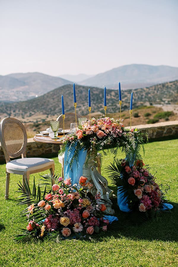 stunning-wedding-hatzi-mansion-florals-pastel-colors_31