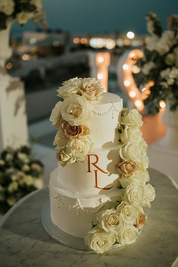 stunning-wedding-santorini-white-flowers_31