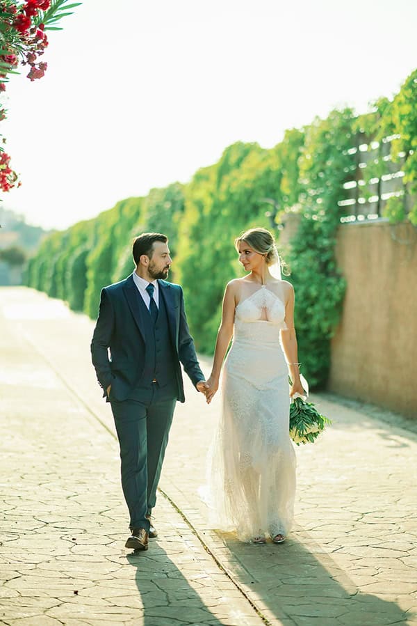 stylish-summer-wedding-ampelones-markou-white-flowers_03