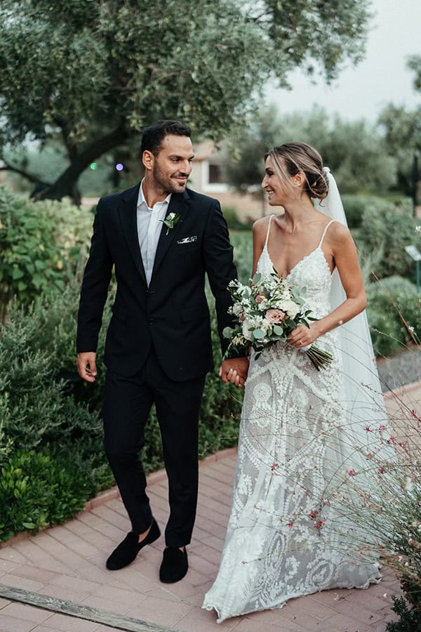 summer-wedding-kropias-gi-boem-details_01x