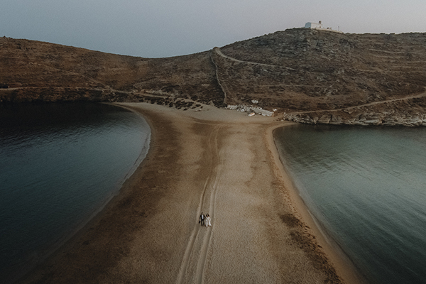 summer-wedding-kythnos-quaint-chapel_22