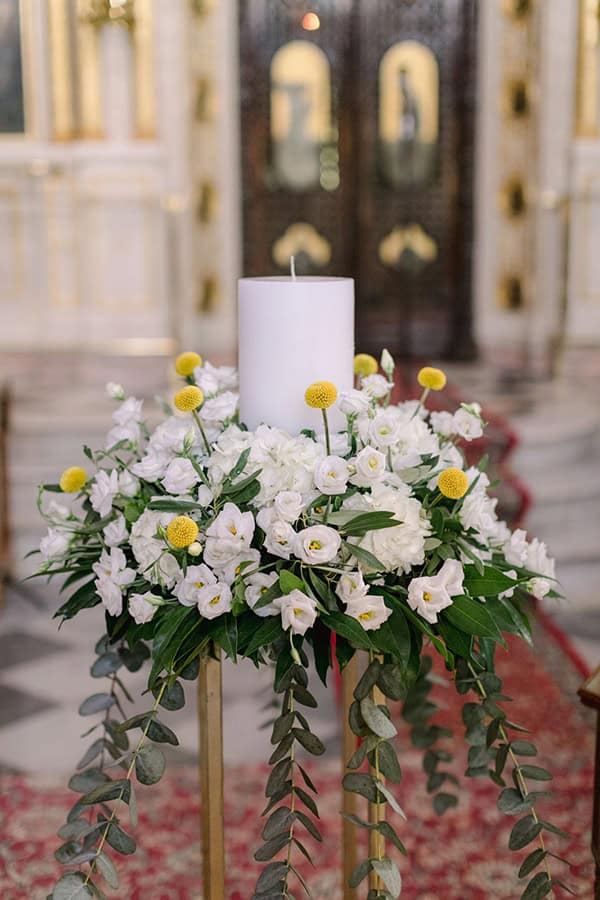 summer-wedding-patra-white-yellow-flowers_13