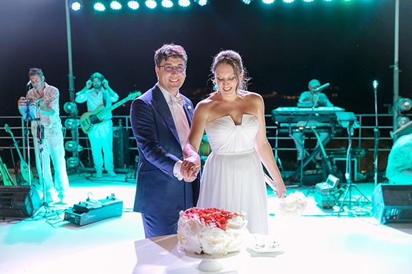 summer-wedding-patra-white-yellow-flowers_19