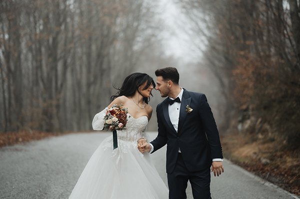 winter-wedding-volos-earthytones_02