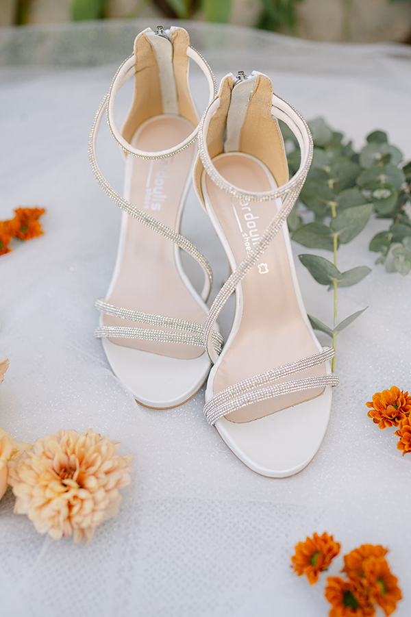 beautiful-wedding-with-autumn-colors-in-rethymno_03