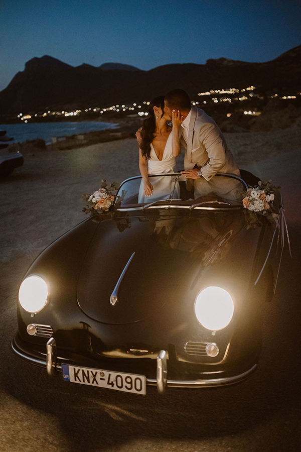 boem-summer-wedding-chania-white-hydrangeas-peach-roses_18