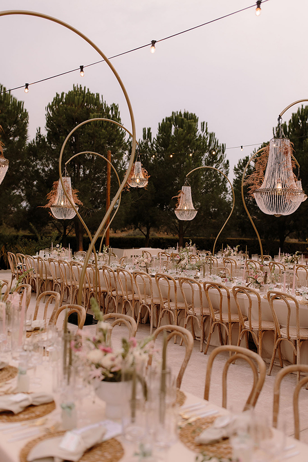 chic-autumn-wedding-heritage-venue_32