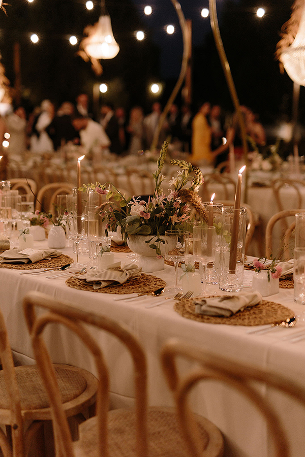 chic-autumn-wedding-heritage-venue_34