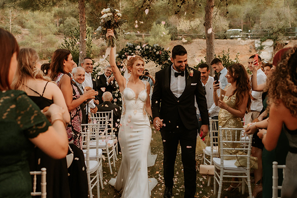 Chic γάμος στη Λευκωσία με παστέλ λουλούδια  | Brittany & Κωνσταντίνος