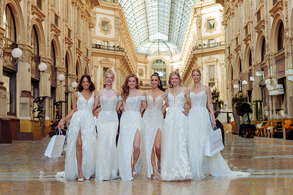 Εντυπωσιακά νυφικά Demetrios με τις πιο stylish λεπτομέρειες