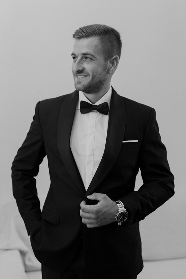 minimal-chic-wedding-black-and-white-details_10